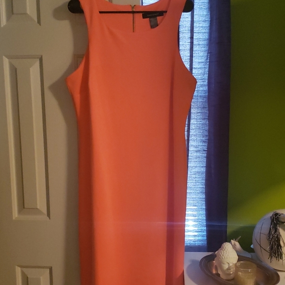 Dress - Picture 1 of 1